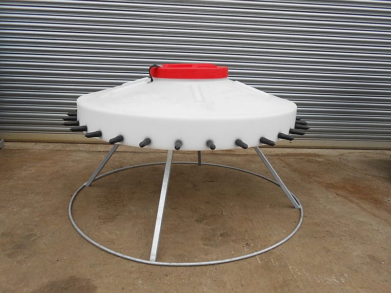 Milk Feeder 30 teat freestanding